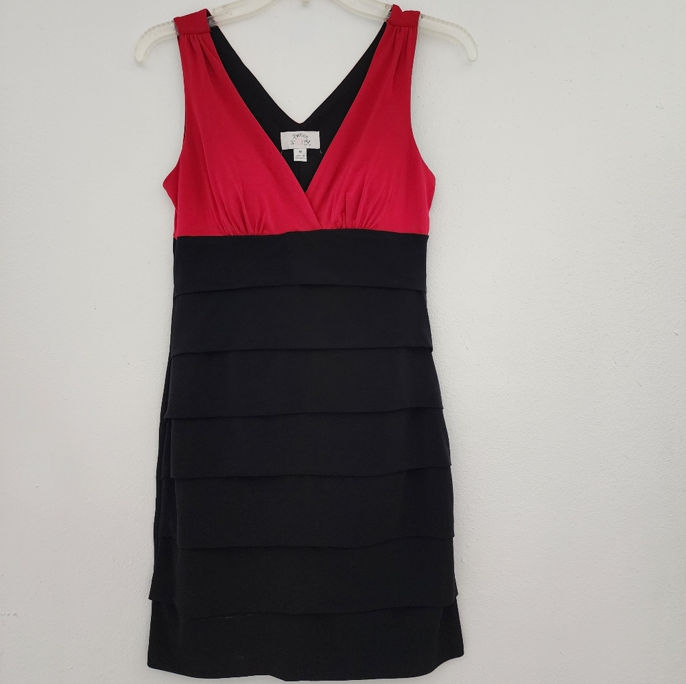 Sweet storm red and black dress